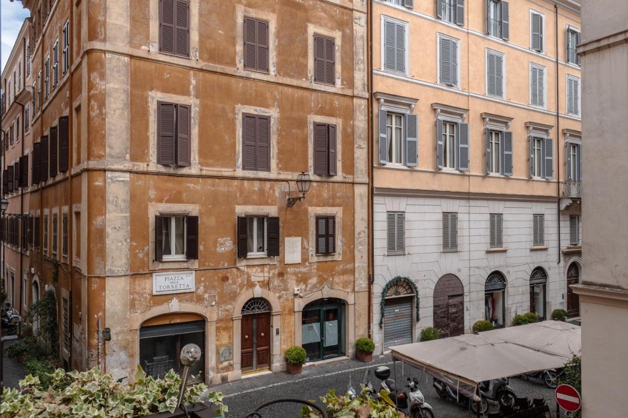 Apartment Fontanella Borghese Elegant & Beautiful Rom